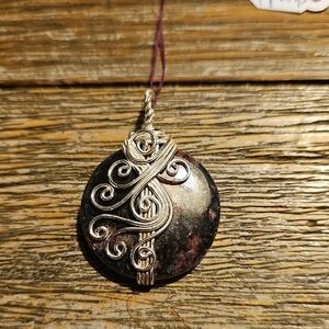 New Sterling Silver Wire Wrapped Rhondite Pendant